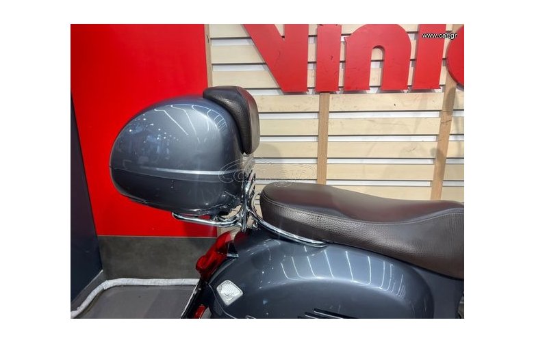 Vespa GTS 300 2022