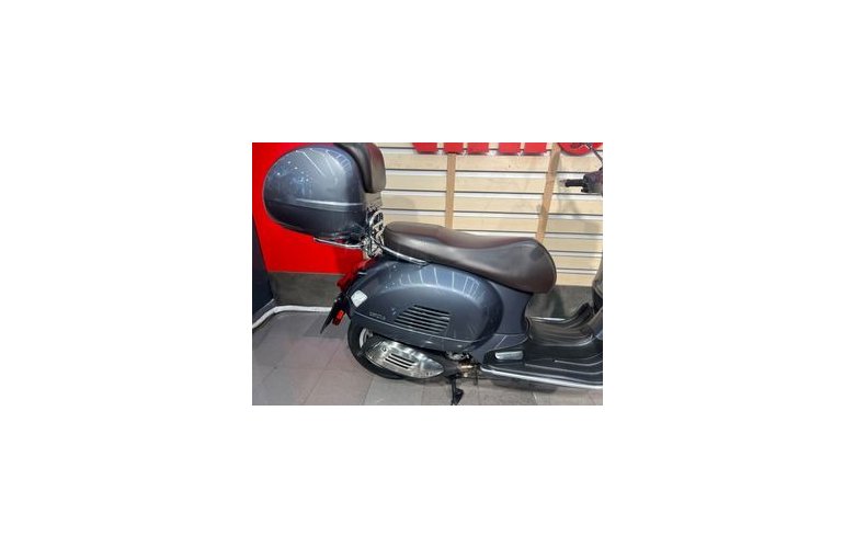 Vespa GTS 300 2022