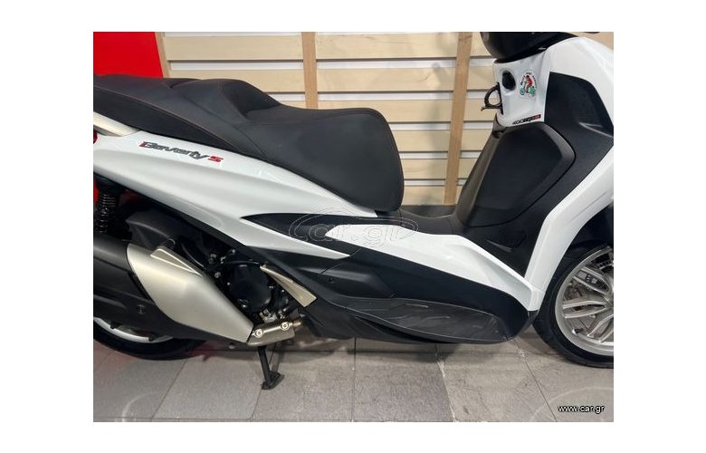 Piaggio Beverly 400 2023