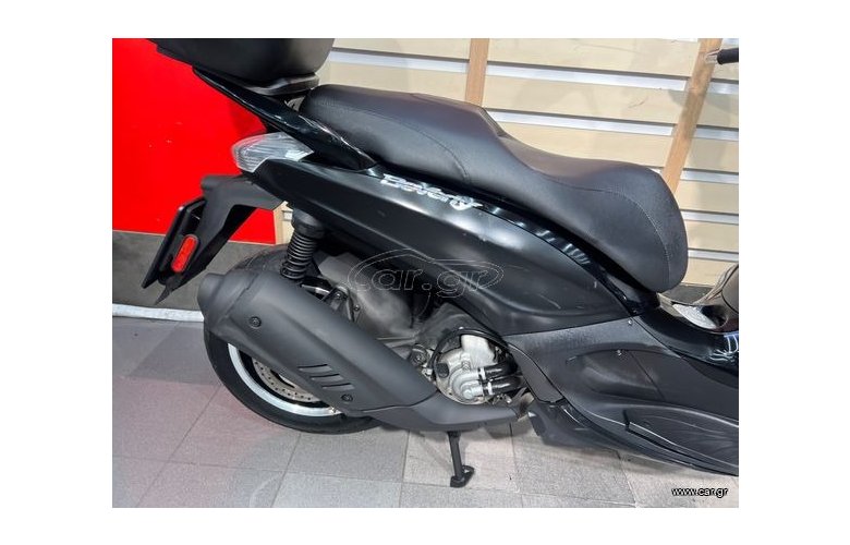 Piaggio Beverly 300i 2016