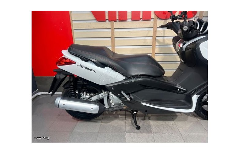YAMAHA XMAX250 2011