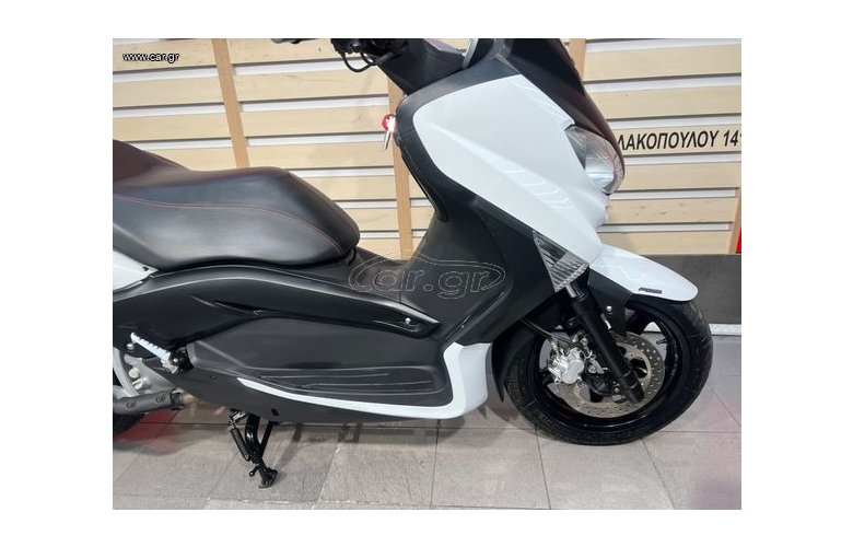 YAMAHA XMAX250 2011