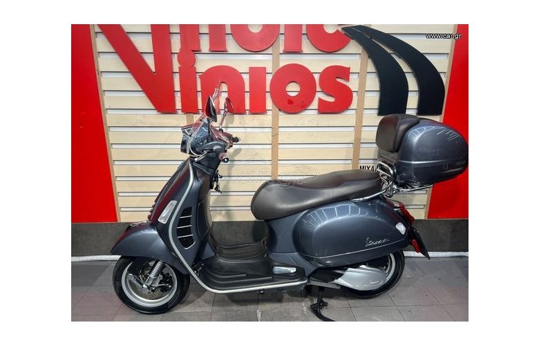 Vespa GTS 300 2022