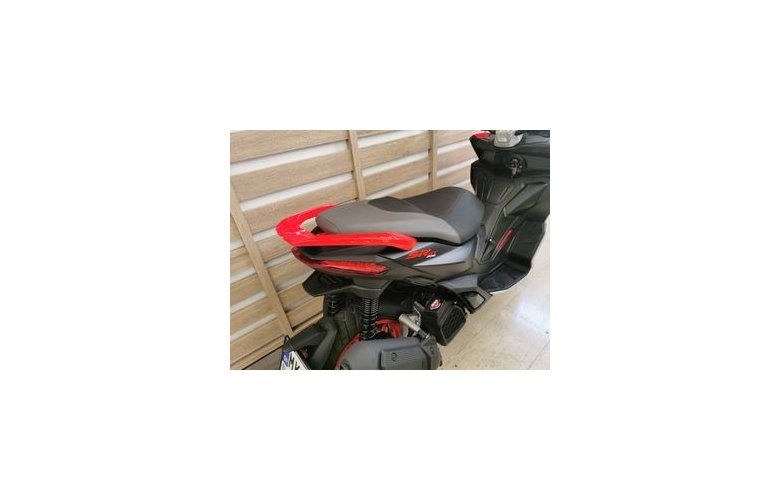 Aprilia SR GT 200 2025