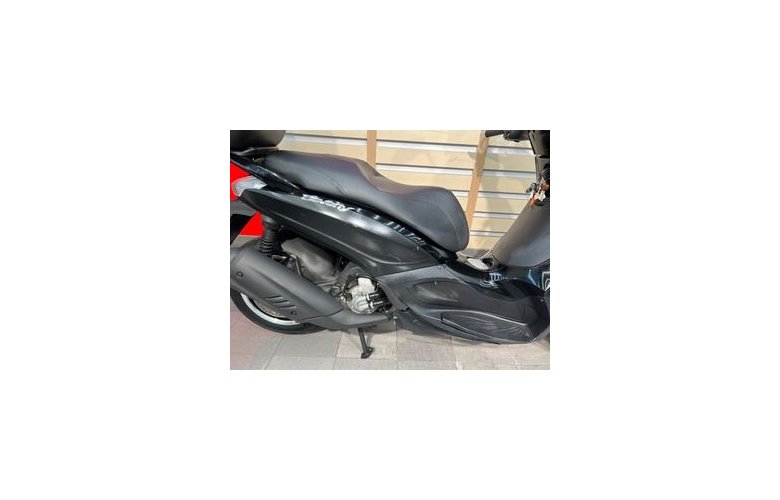 Piaggio Beverly 300i 2016