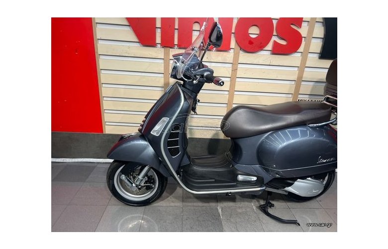 Vespa GTS 300 2022