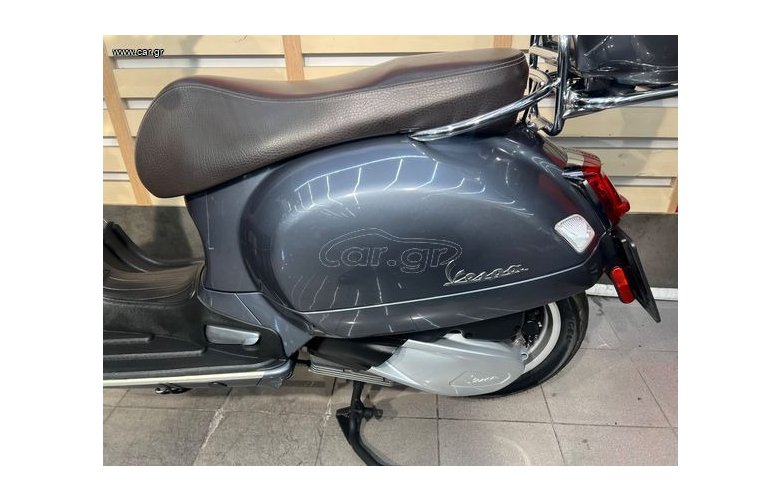 Vespa GTS 300 2022