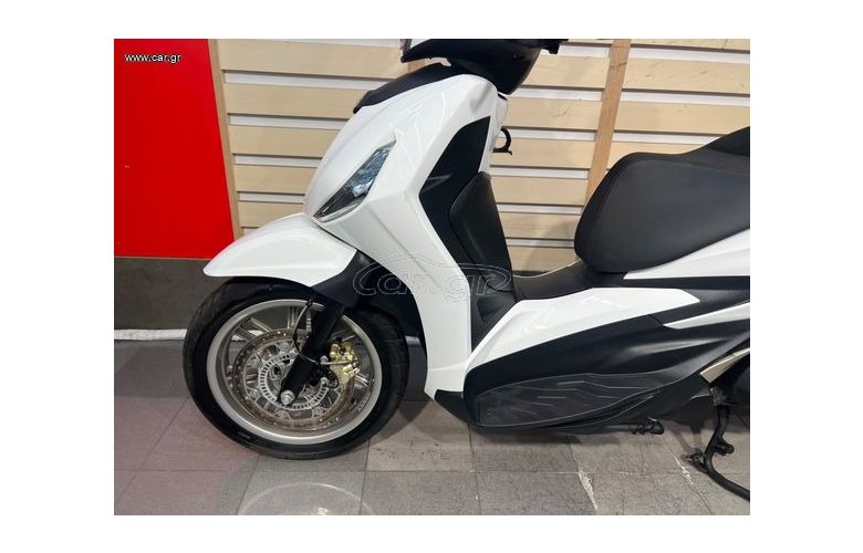 Piaggio Beverly 400 2023
