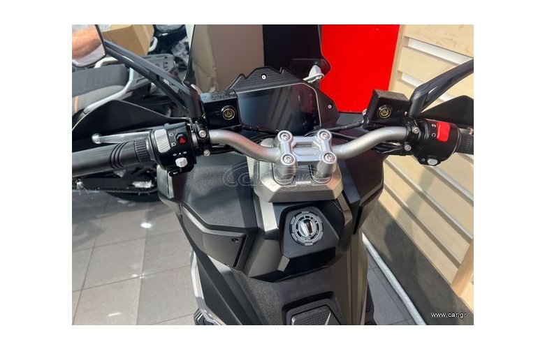 Sym ADX 300 2025