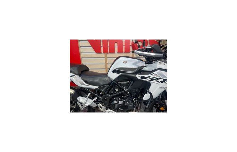 Benelli TRK 502 2022