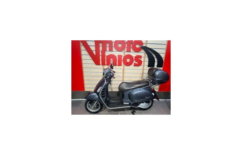 Vespa GTS 300 2022