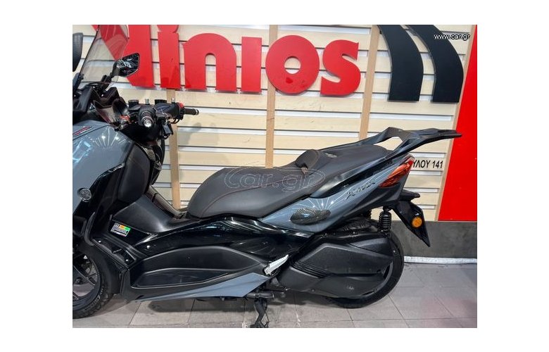 YAMAHA XMAX300 TECH MAX '22