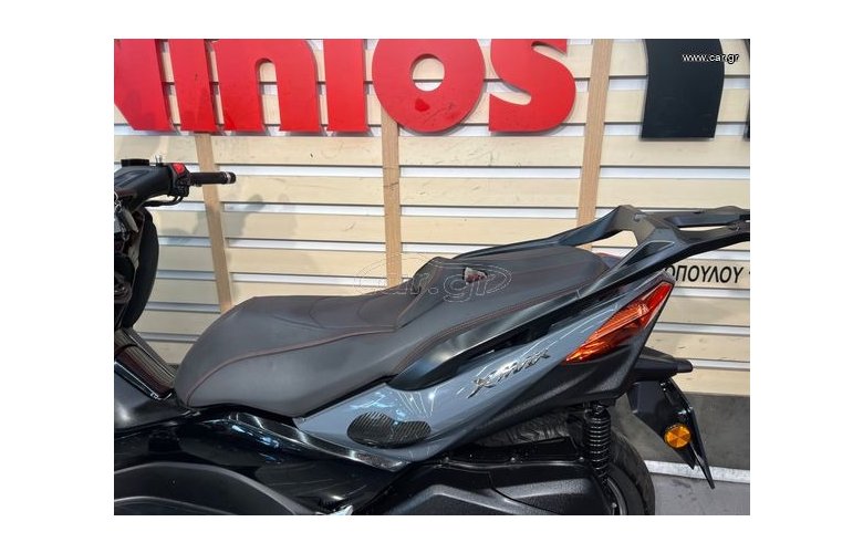 YAMAHA XMAX300 TECH MAX '22