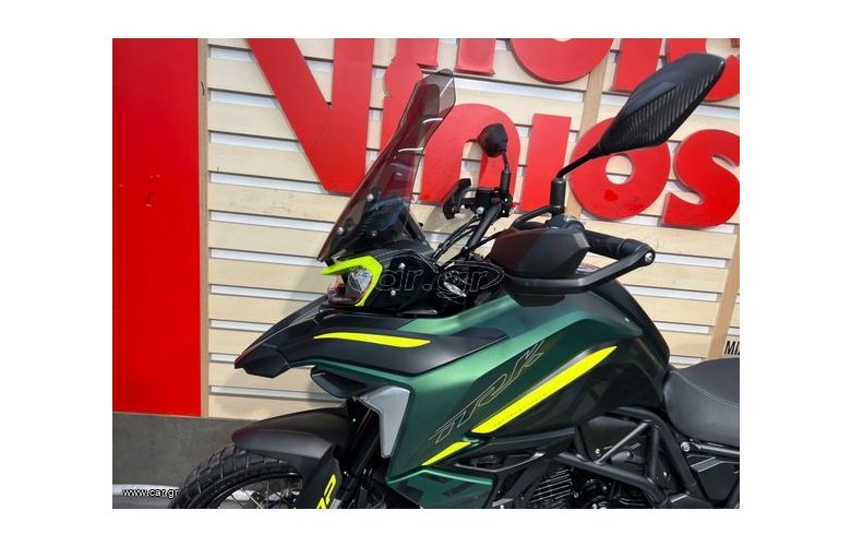BENELLI TRK702X 2025