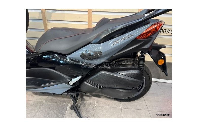 YAMAHA XMAX300 TECH MAX '22