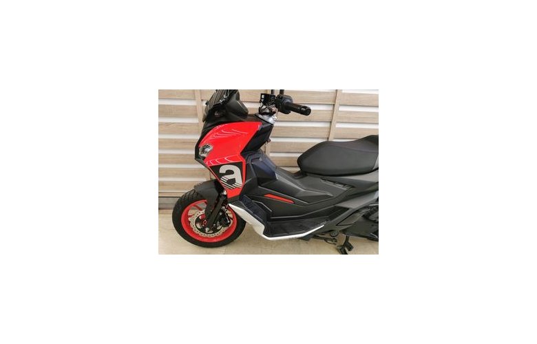 Aprilia SR GT 200 2025