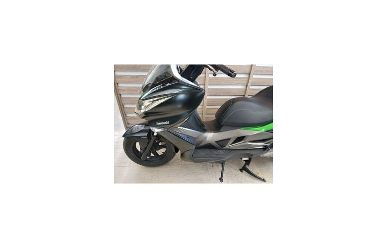 Kawasaki J 300 2015