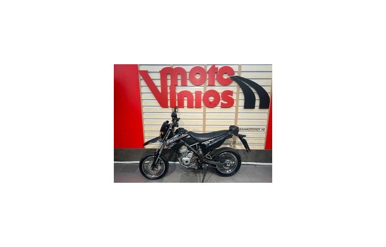 Kawasaki D-TRACKER 2015