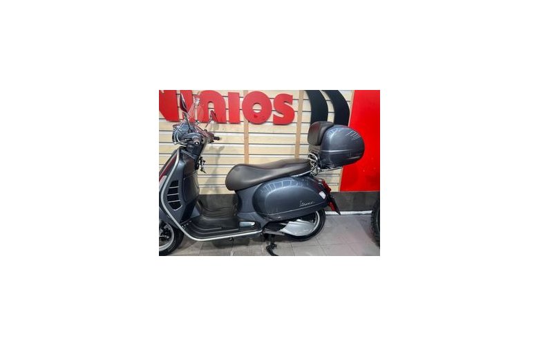 Vespa GTS 300 2022