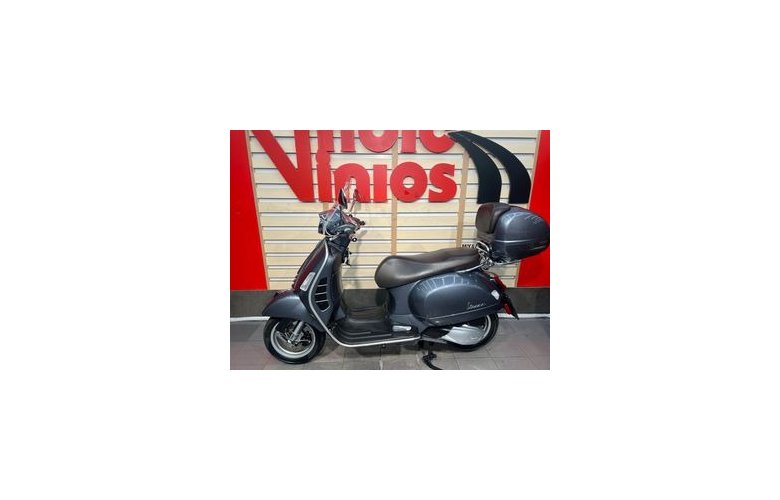 Vespa GTS 300 2022
