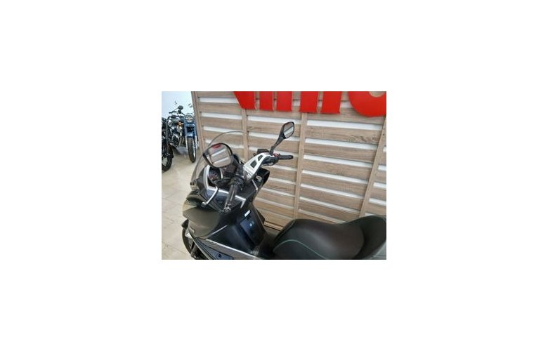 Kawasaki J 300 2015