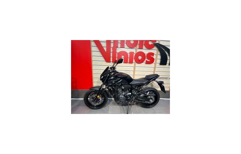 Yamaha MT-07 2021