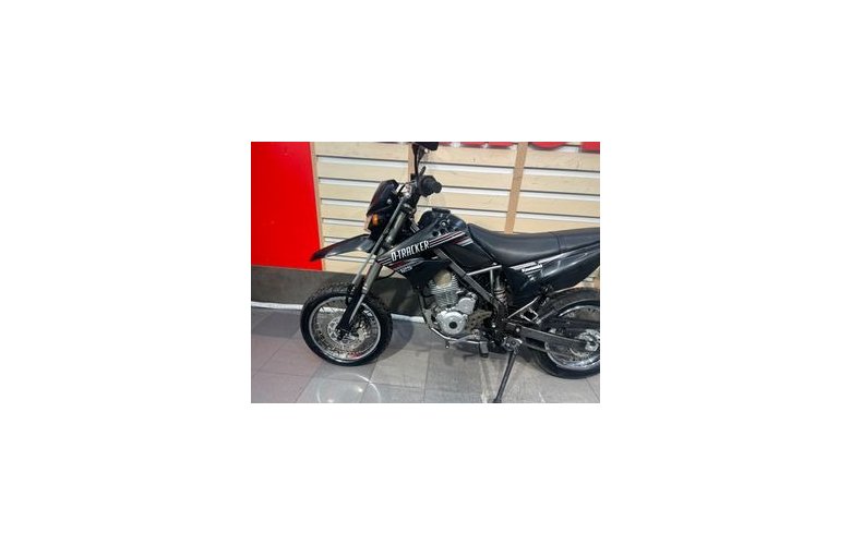 Kawasaki D-TRACKER 2015
