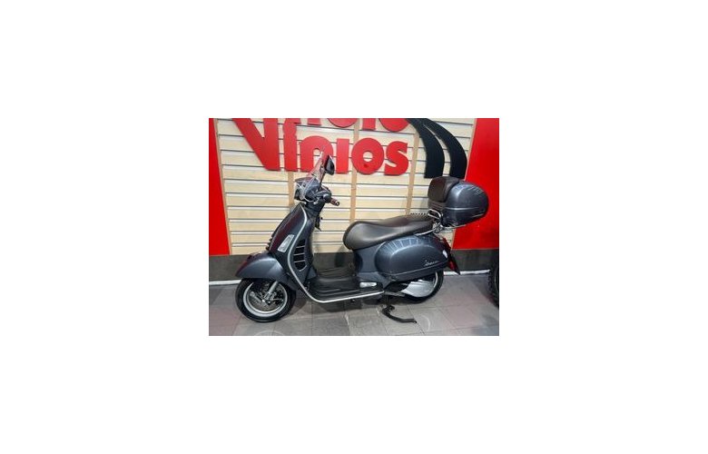 Vespa GTS 300 2022