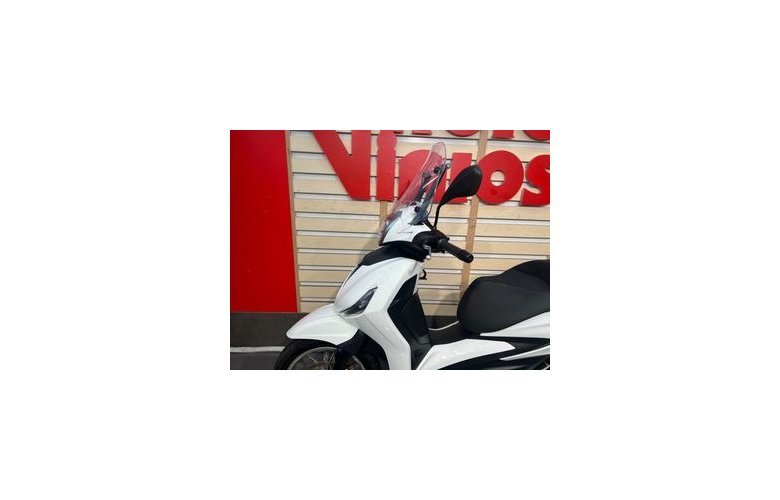 Piaggio Beverly 400 2023