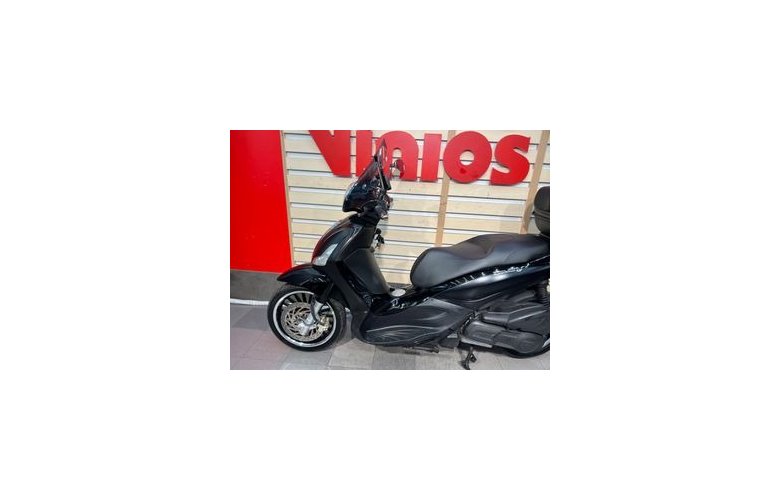 Piaggio Beverly 300i 2016