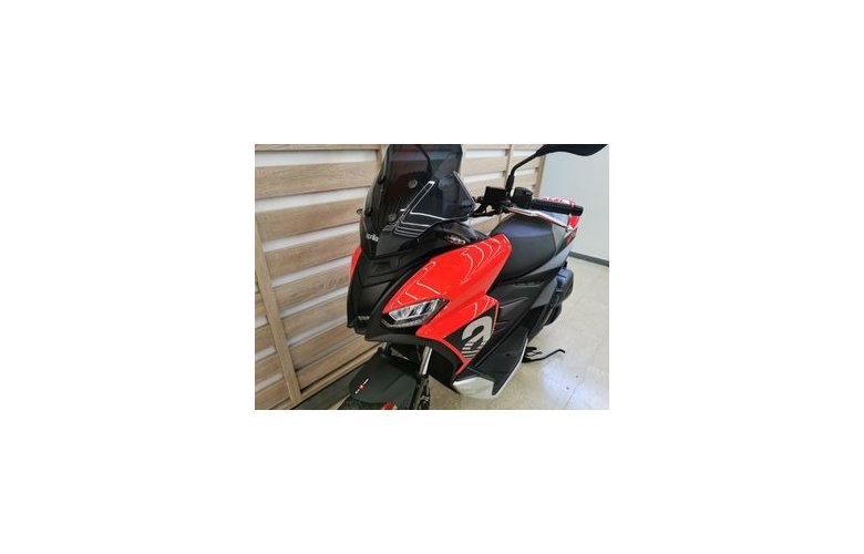 Aprilia SR GT 200 2025