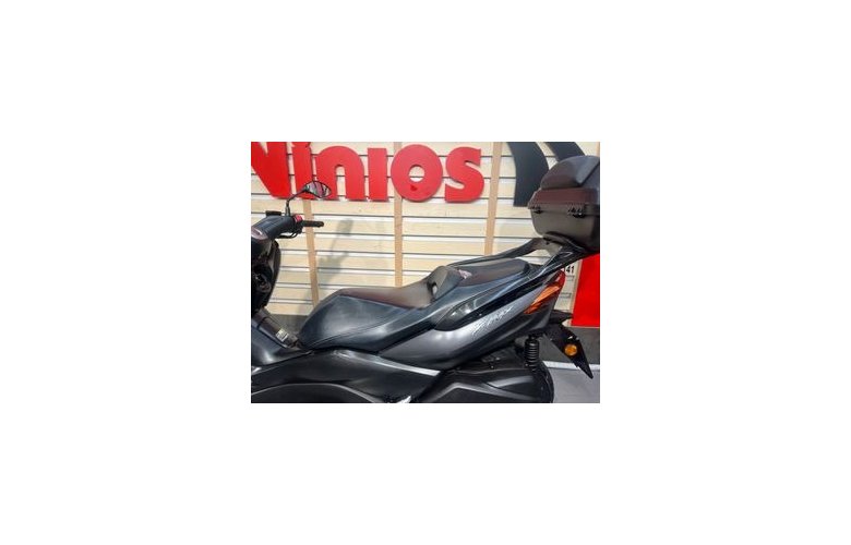 YAMAHA XMAX 300 2018