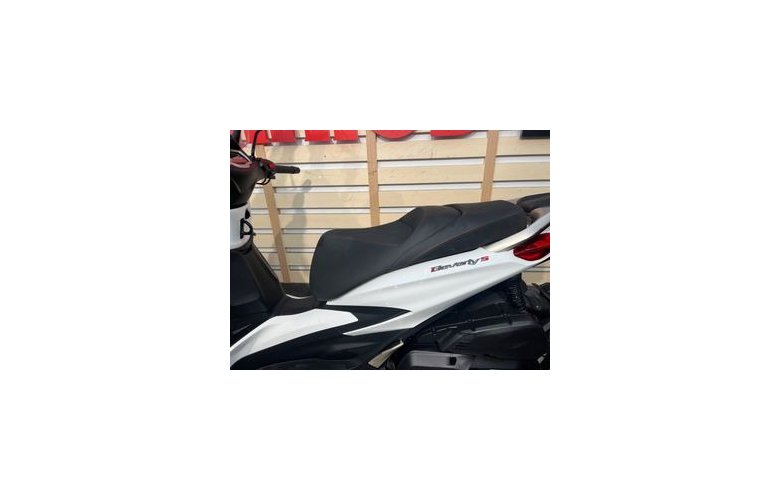 Piaggio Beverly 400 2023