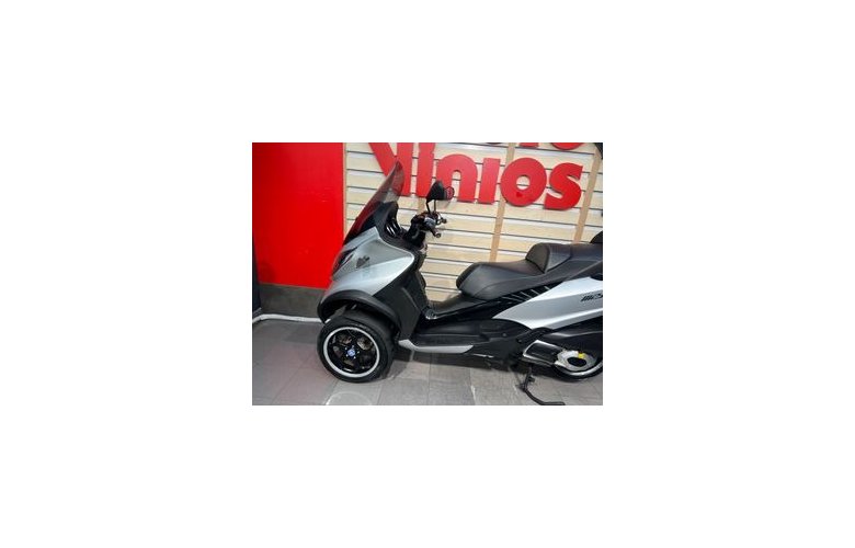 Piaggio MP3 300 LT 2015