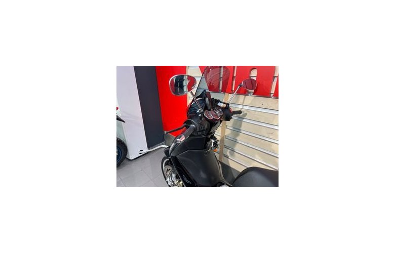 Piaggio Beverly 300i 2016