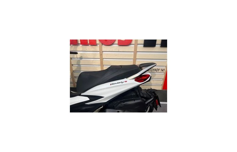 Piaggio Beverly 400 2023