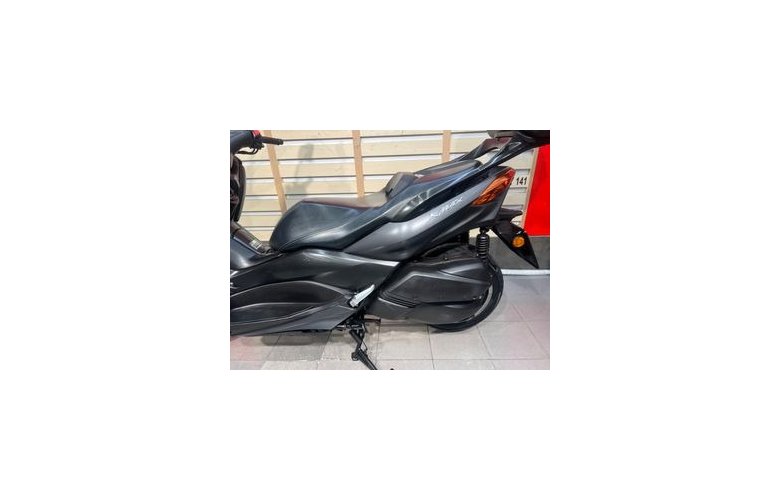 YAMAHA XMAX 300 2018