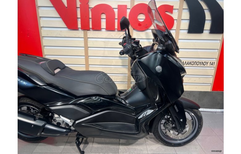 YAMAHA XMAX300 TECH '24