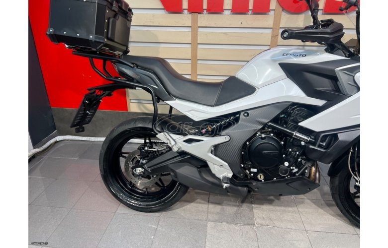 CFmoto 700 MT 2023