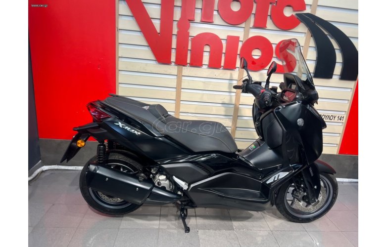 YAMAHA XMAX300 TECH '24