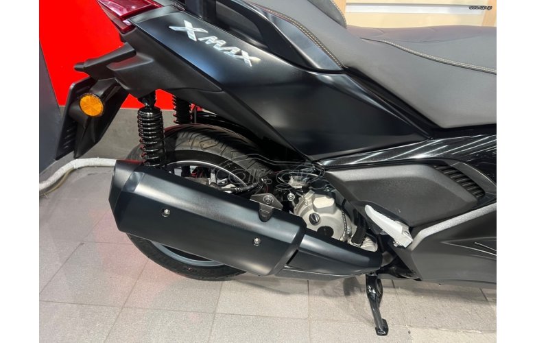 YAMAHA XMAX300 TECH '24