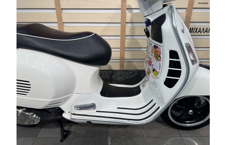 Vespa GTS 300 2012