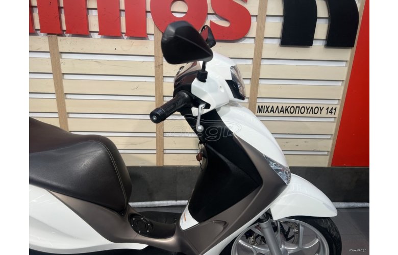 Piaggio Medley 150 2024
