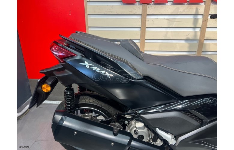 YAMAHA XMAX300 TECH '24
