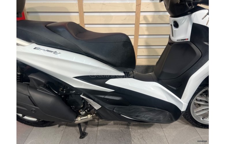 Piaggio Beverly 400 2021