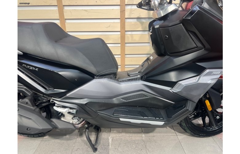 Sym ADX 300 2025