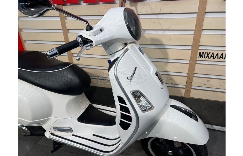 Vespa GTS 300 2012