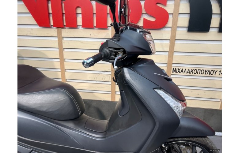Sym HD 300 2022
