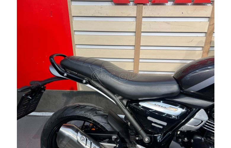 Triumph Speed 400 2024