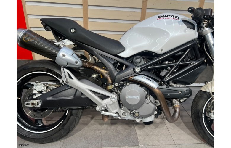 Ducati Monster 696 2008